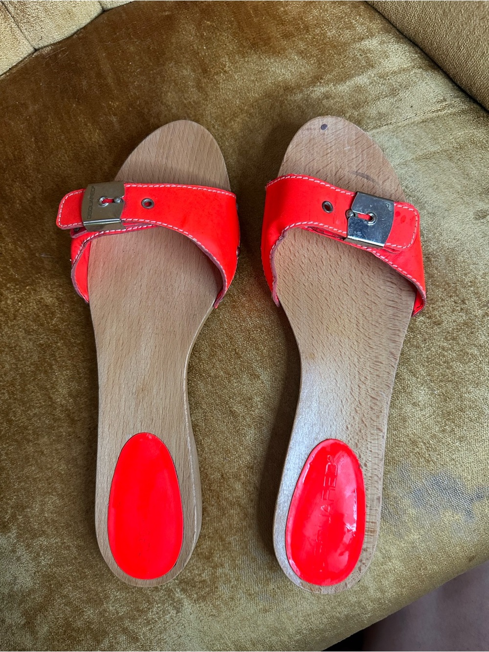 DSQUARED2 Neon Red Orange Slide Sandals with Buckle Accent Size 40